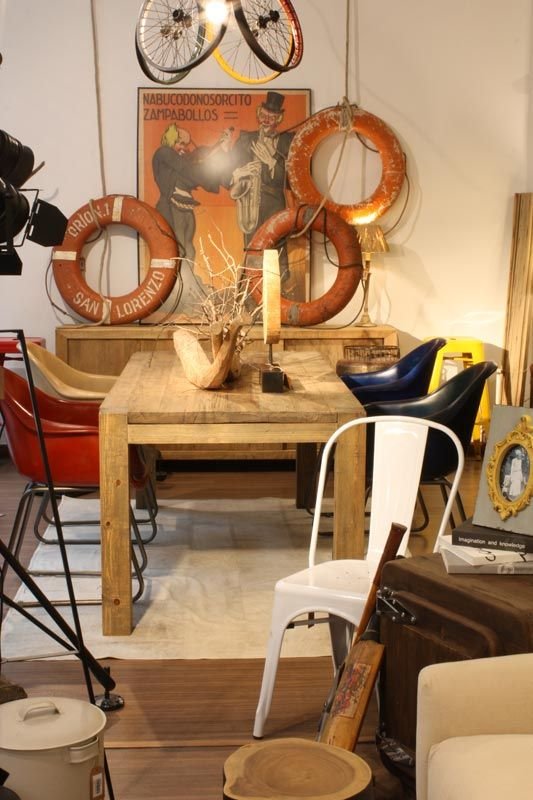 Mesa de comedor en Home Things