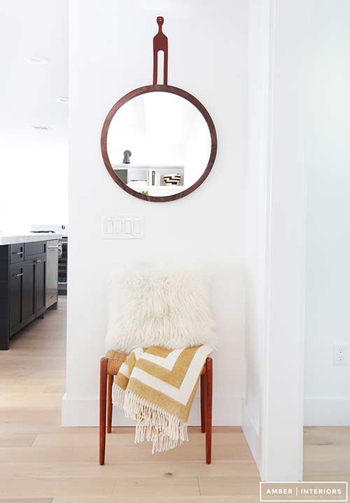 Espejo redondo para la decoración