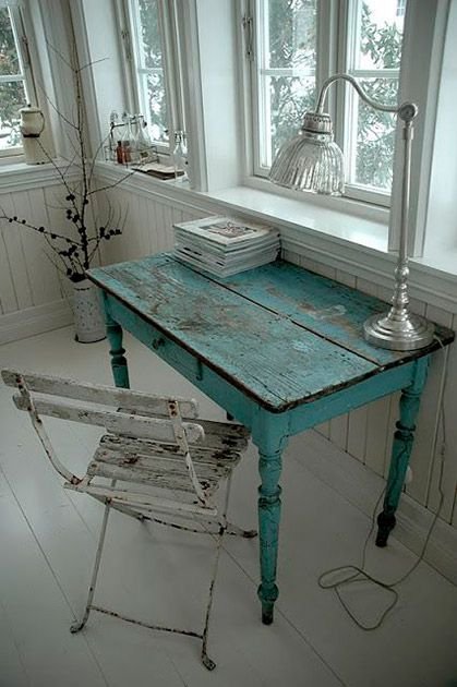 Mesa tocinera como escritorio Ideas para decorar con una mesa tocinera