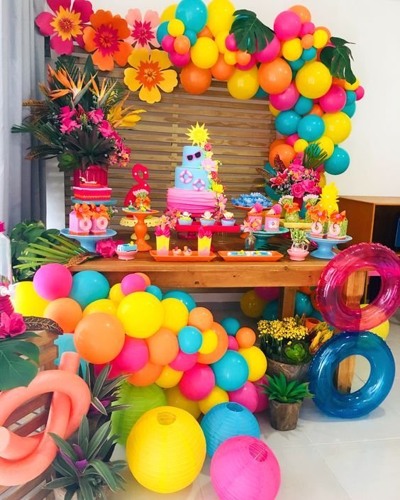 Decorar una pool party